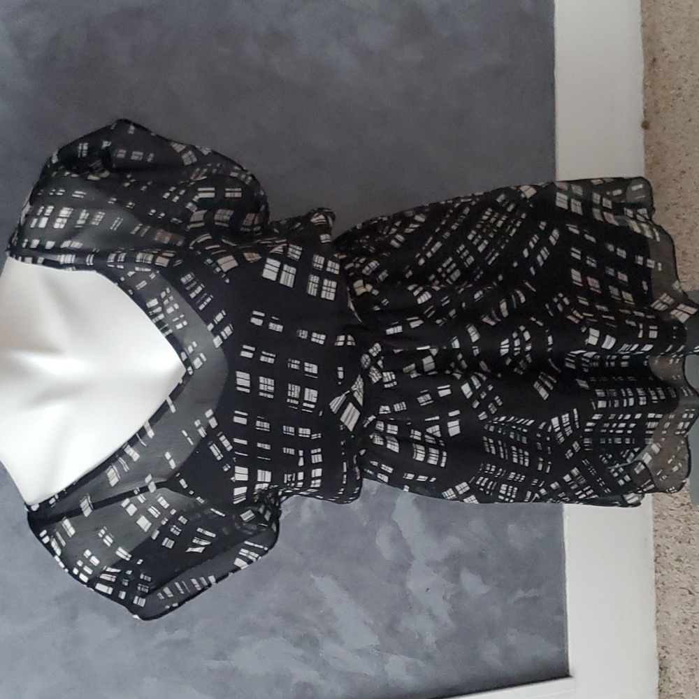 Express Black & White Stretch Waist Dress Sz Small